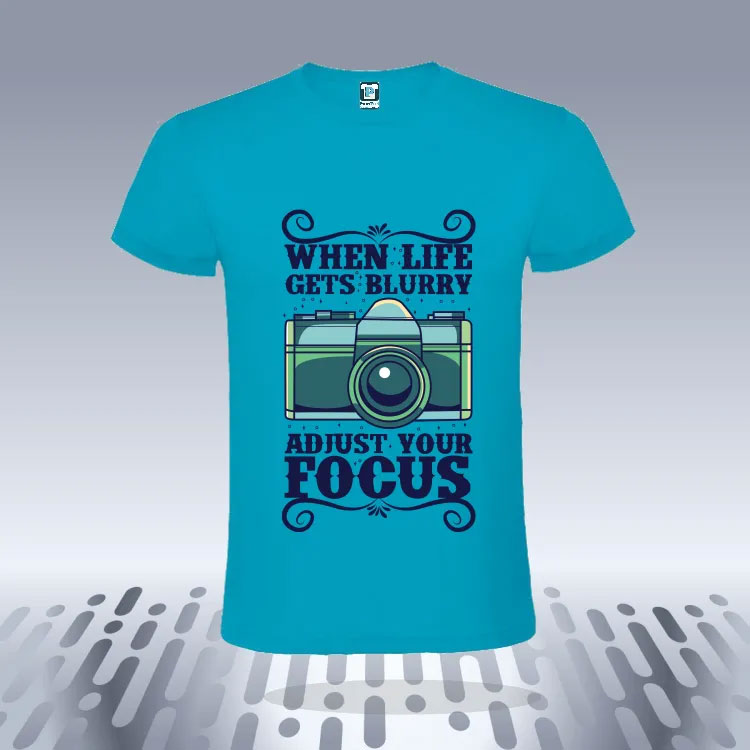 Tricou camera antica