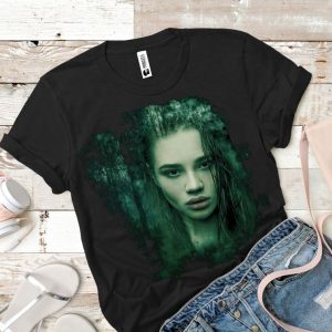 Tricou damă - Portret de femeie in pădure