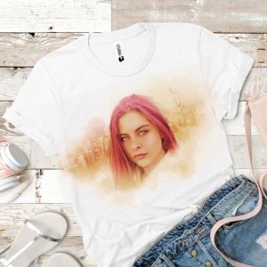 Tricou damă - Portret femeie cu par roscat