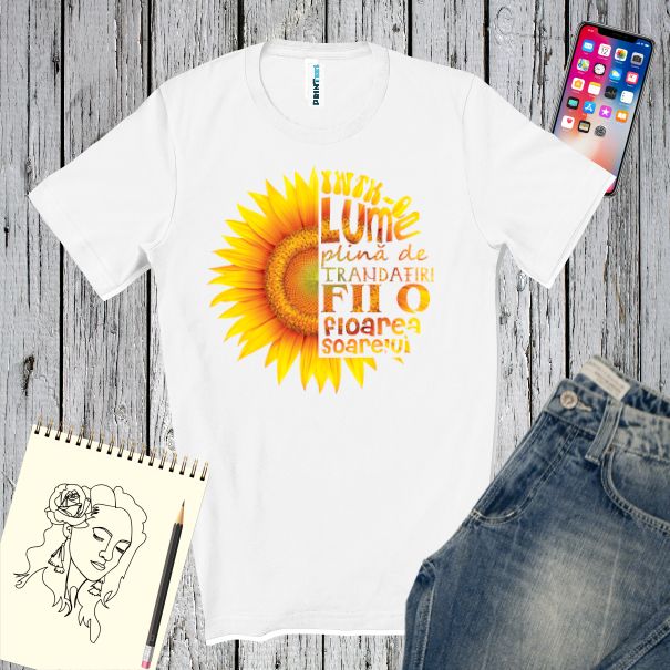 Tricou din bumbac pentru bărbați imprimat cu mesajul: Într-o lume plină de trandafiri, fii o floarea soarelui! Tricou bărbați - Floarea Soarelui