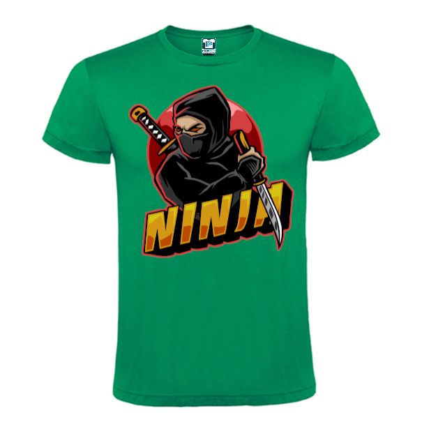 Dacă ești un fan al filmelor cu Ninja acest tricou de bărbați imprimat cu un luptător gata de atac va fi pe placul tău Tricou bărbați - Războinic Ninja