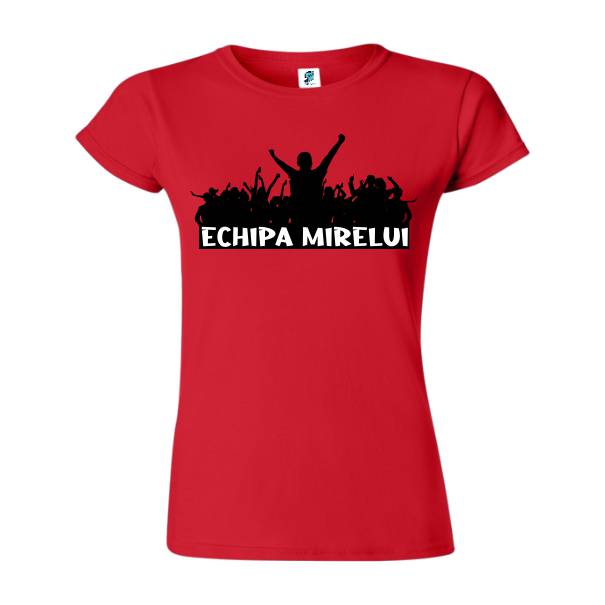Dacă faci parte din cea mai tare echipă a momentului, echipa mirelui și nu vrei să se creeze vrei confuzie poartă un tricou de damă cu numele echipei. Tricou damă - Echipa Mirelui